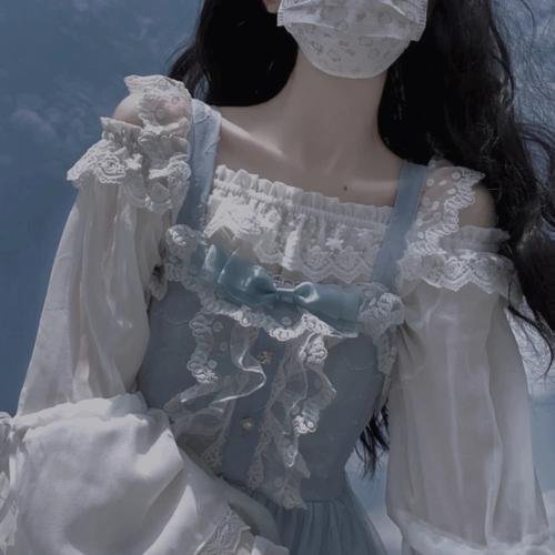 笼中女囚